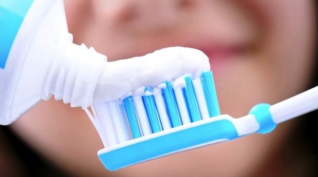 Beragam Kelebihan Pasta Gigi yang Mengandung Fluoride