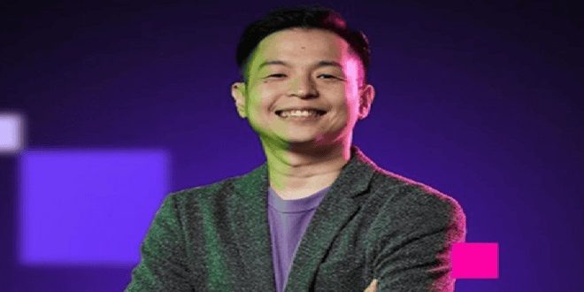 Profil & Biodata Ernest Prakasa, Dari Stand Up Comedy ke Sutradara Terkenal Indonesia