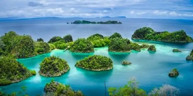 Cara Menuju Pulau Wayag Raja Ampat, Surga Tersembunyi di Timur Indonesia